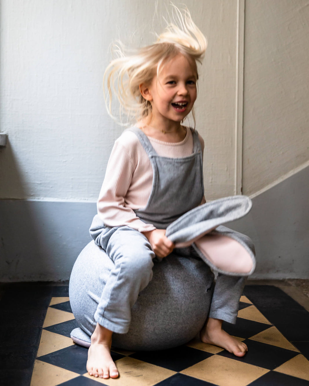 Bewegungsspielzeug – warum Bewegung Kinder stark macht