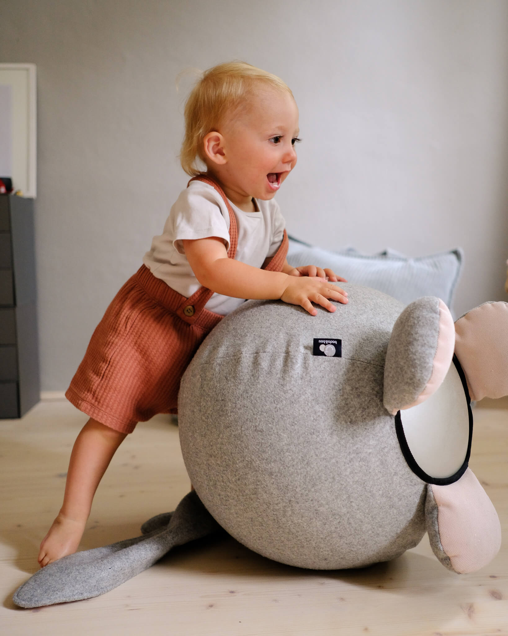 Bewegung im Wohnraum – Design & Spielmöbel, die Kinder in Bewegung bringen